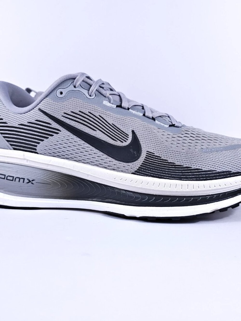 Nike Vomero 18 Mens 14 Max Cushion Neutral Road Running Shoes Gray ZoomX ReactX
